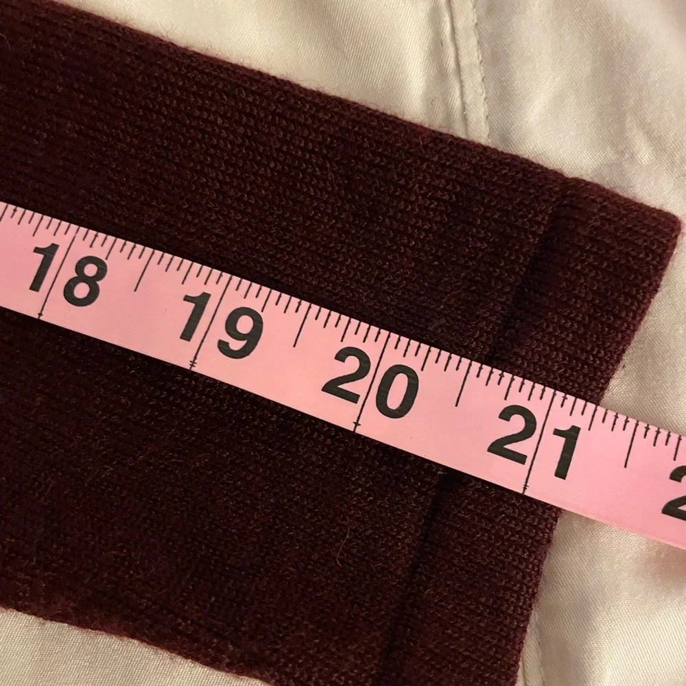 Ann Taylor Merino Wool Blend Long Sleeve V Neck Sweater Wine/Burgundy NWOT